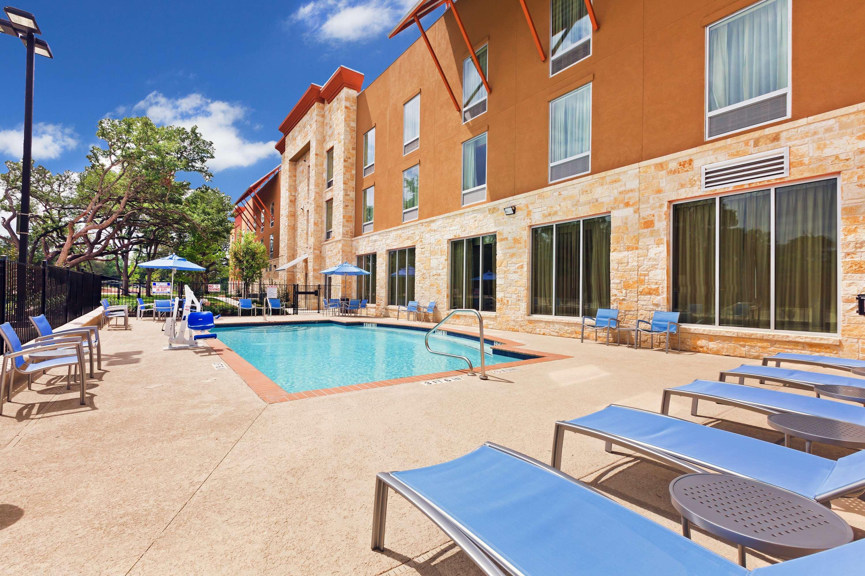 Hampton Inn Austin Oak Hill Buitenkant foto